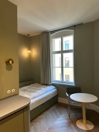Rent this studio apartment on Pestalozzistraße 100 in 10625 Berlin, Germany