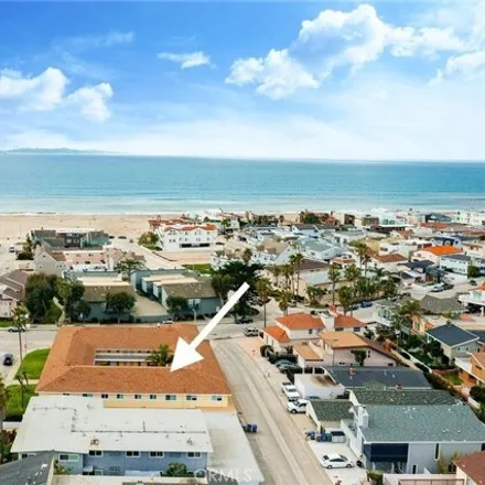 Buy this 2 bed condo on 5081 Nautilus Street in Oxnard Shores, Oxnard