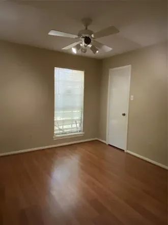 Image 9 - 9761 South Petersham Drive, Houston, TX 77031, USA - House for rent