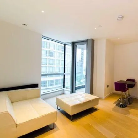Image 3 - Charrington Tower, 11 Biscayne Avenue, London, E14 9AU, United Kingdom - Room for rent