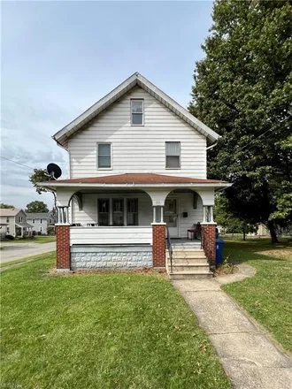 Buy this 3 bed house on 34 Gilbert Avenue Southeast in Niles, OH 44446