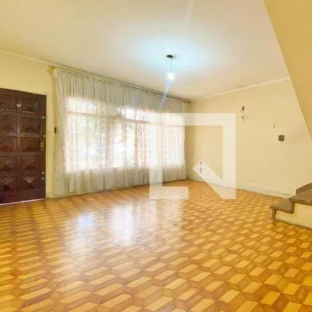 Rent this 3 bed house on Alameda São Caetano in Jardim, Santo André - SP
