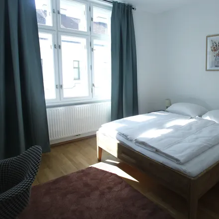 Rent this 4 bed apartment on Heinzelmanngasse 15 in 1200 Vienna, Austria