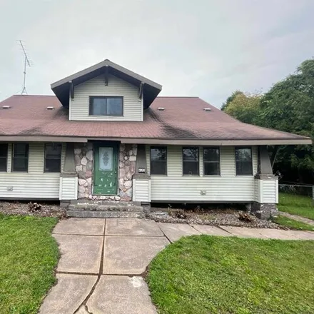 Buy this 4 bed house on 484 West Illinois Street in Butternut, Ashland County