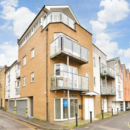 Image 6 - South Street, Gravesend, DA12 1AB, United Kingdom - Apartment for rent