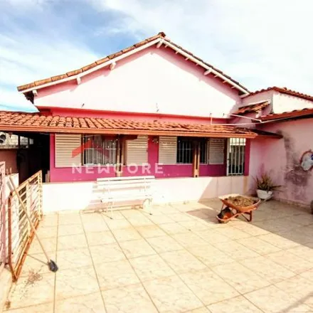 Buy this 2 bed house on Rua Solo Negro in Santo Antônio, Caeté - MG