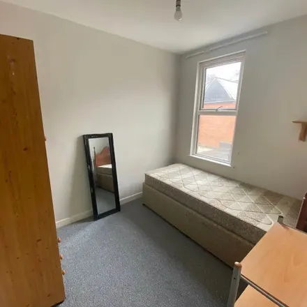 Rent this 3 bed apartment on Reid Street in Belfast, BT6 8PY