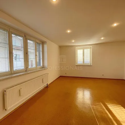 Image 4 - K Chumberku 950/7, 165 00 Prague, Czechia - Apartment for rent