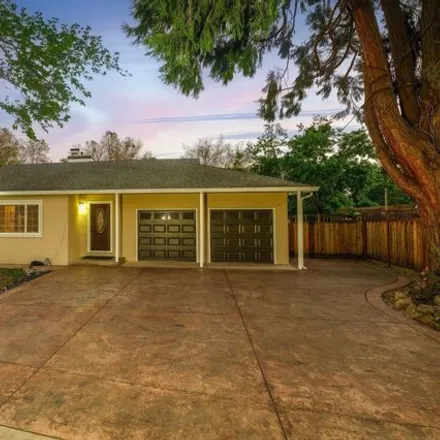 Buy this 3 bed house on 1216 Rosemary Lane in Concord, CA 94518