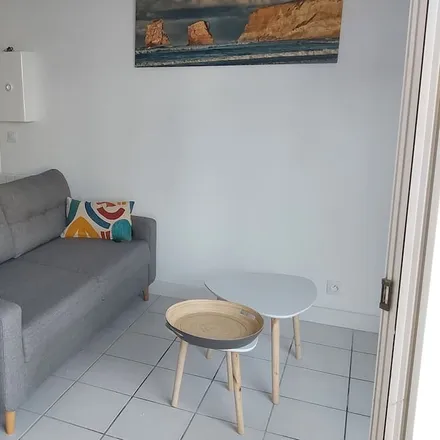 Rent this 2 bed apartment on 64700 Hendaye