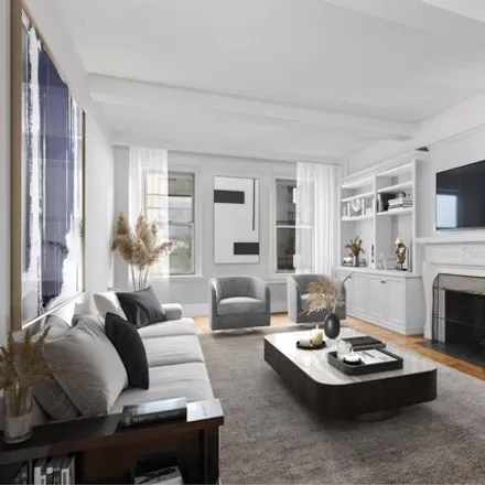 Rent this 3 bed apartment on 100 East 96th Street in New York, NY 10128