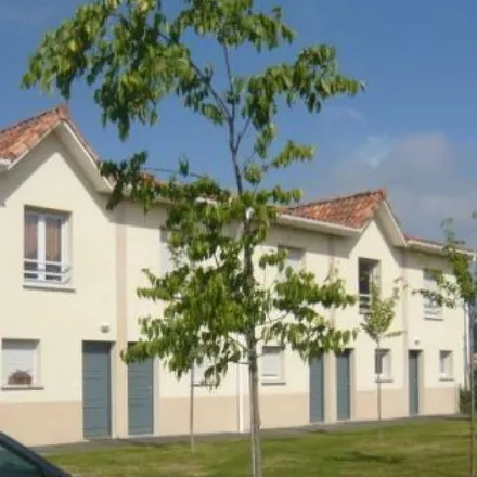 Rent this 4 bed apartment on 2 bis Rue des Enfants in 31210 Montréjeau, France