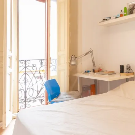 Rent this 7 bed room on Madrid in Grama Lounge, Calle de la Cruz