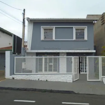 Buy this 3 bed house on Rua Padre Teixeira 1775 in Centro, São Carlos - SP