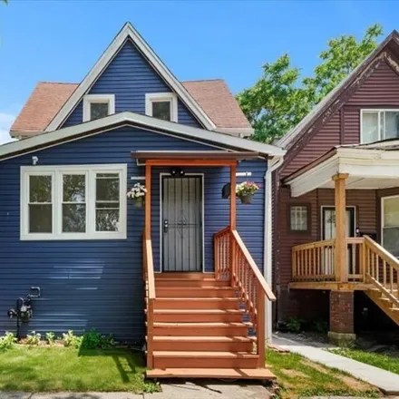 Buy this 5 bed house on 5727 S Hermitage Ave in Chicago, Illinois