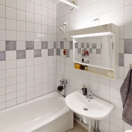 Rent this 1 bed apartment on Hjortmossegatan 109 in 461 51 Trollhättan, Sweden