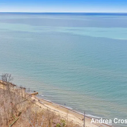 Image 7 - 98 Lakeshore Drive, South Haven, Van Buren County, MI 49090, USA - House for sale