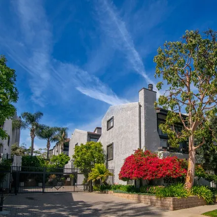 Image 5 - 1925 South Beverly Glen Boulevard, Los Angeles, CA 90025, USA - Townhouse for sale