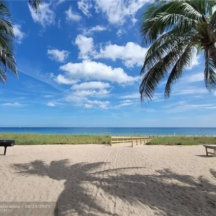 Image 3 - 5755 North Ocean Boulevard, Lauderdale-by-the-Sea, Broward County, FL 33308, USA - Condo for sale