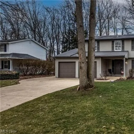 Image 2 - 7850 Castle Rock Drive Northeast, Howland Center, Howland Township, OH 44484, USA - House for sale