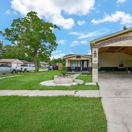 Buy this 3 bed house on 1095 Mobile Drive in Pasadena, TX 77506