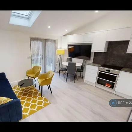 Image 1 - 71 Station Road, Bristol, BS34 7JN, United Kingdom - House for rent