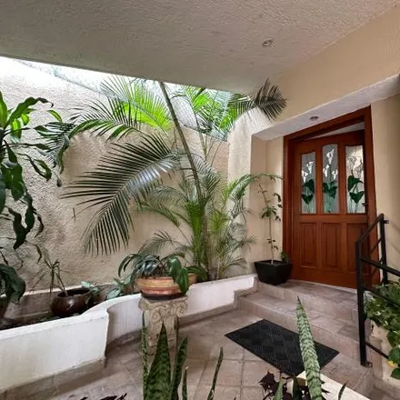 Image 1 - Calle Mar de Ross 1498, Chapultepec Country, 44210 Guadalajara, JAL, Mexico - House for sale