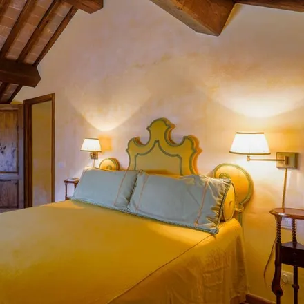Rent this 2 bed house on Vicchio in Via Martiri di Campo di Marte, 50039 Vicchio FI