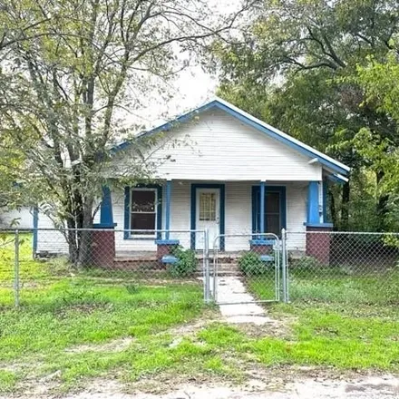 Buy this 3 bed house on 472 Main Street in Paradise, Wise County