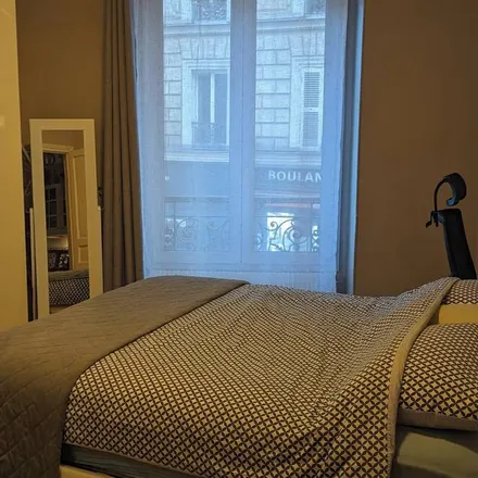 Rent this 2 bed apartment on Parvis du Tribunal de Paris in 75017 Paris, France