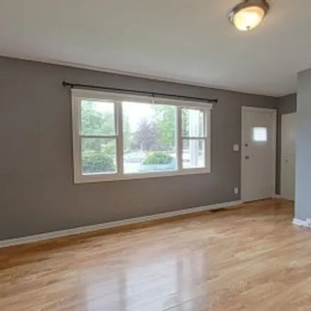 Rent this 3 bed apartment on 407 South York Road