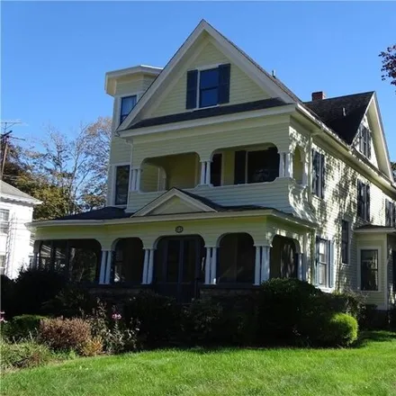 Rent this 4 bed house on 107 South Main Street in Branford, CT 06405
