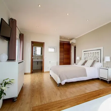 Rent this 6 bed house on Palma in Carrer d'Eusebi Estada, 07005 Palma