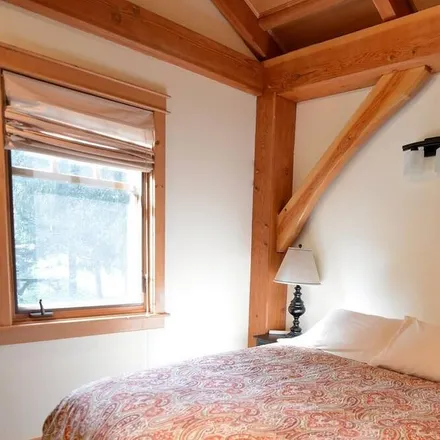 Rent this 1 bed apartment on Girdwood in AK, 99587