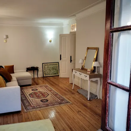 Rent this 2 bed apartment on Travessa de Maceda in 4350-214 Porto, Portugal