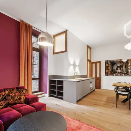 Rent this 3 bed apartment on Dasselstraße 64 in 50674 Cologne, Germany