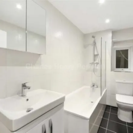 Rent this 2 bed apartment on 70a Oakley Square in London, NW1 1NH
