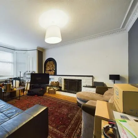 Image 2 - Muirton Place, Perth, PH1 5DL, United Kingdom - Apartment for sale