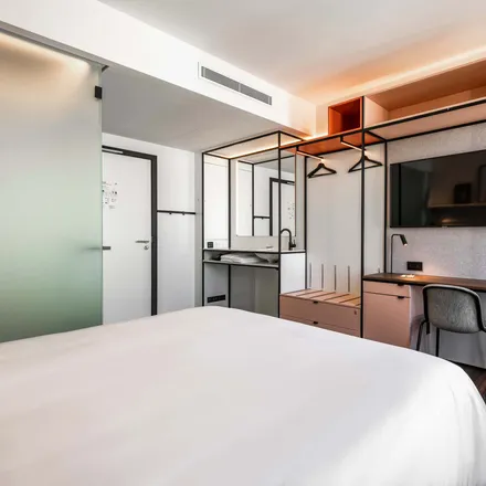 Rent this studio room on Pelikaanstraat 92 in 92A-92C, 2018 Antwerp