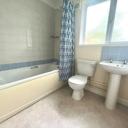 Image 6 - Walled Meadow, Andover, SP10 2RL, United Kingdom - Apartment for rent