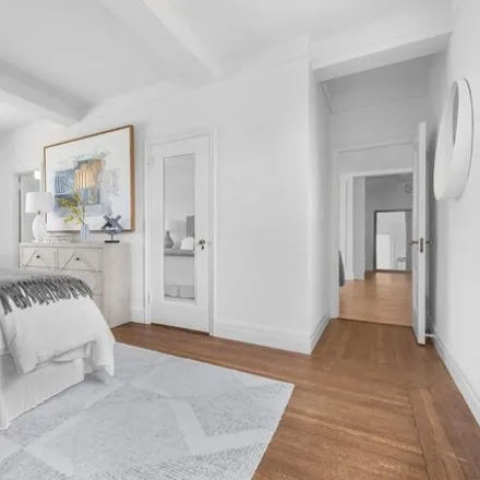 Image 7 - 155 East 72nd Street, New York, NY 10021, USA - Apartment for sale
