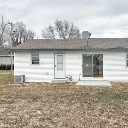 Image 4 - 633 Brant Street, Pleasant Hill, Pike County, IL 62366, USA - House for sale