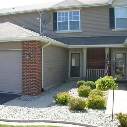 Rent this 2 bed townhouse on 955 Flagstone Drive in Dyer, IN 46311