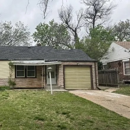 Buy this 2 bed house on 1545 North Broadview in Wichita, KS 67208