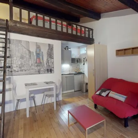 Rent this studio room on Paris 4e Arrondissement