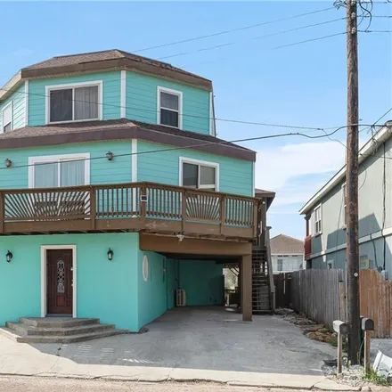 Image 1 - 913 Bass Avenue, Port Isabel, TX 78578, USA - House for sale