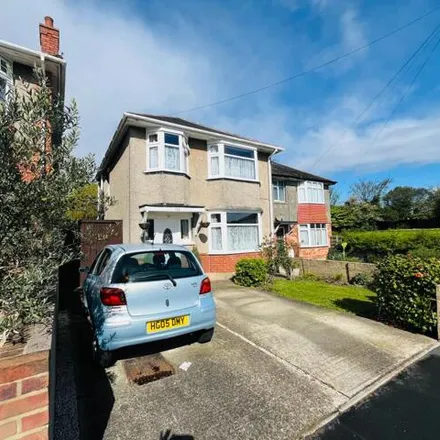 Image 7 - Redhill Drive, Hill View Road, Redhill Drive, Talbot Village, BH10 6AW, United Kingdom - House for sale