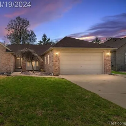 Image 4 - 14880 Hillcrest Lane, Shelby Charter Township, MI 48315, USA - House for sale