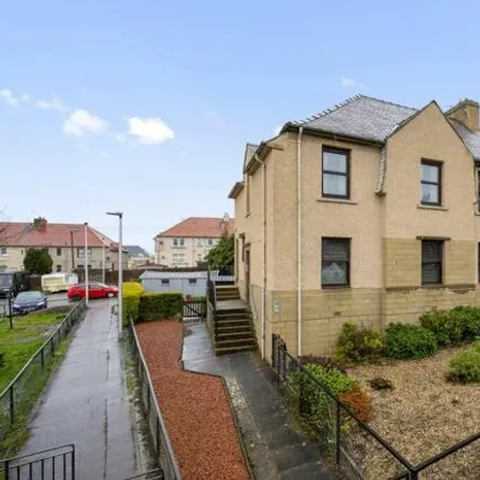 Buy this 3 bed apartment on Mansfield Road in Newtongrange, EH22 4SN