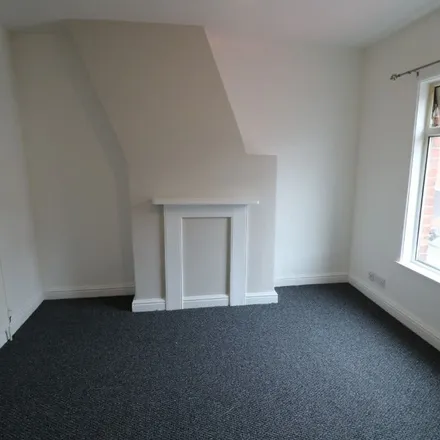 Image 5 - 27 Welles Street, Sandbach, CW11 1GT, United Kingdom - Apartment for rent